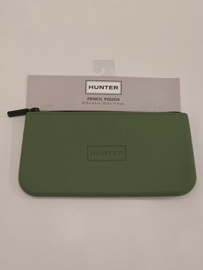 NWT Hunter Green Pencil Pouch - Size 8.75" × 4.5"